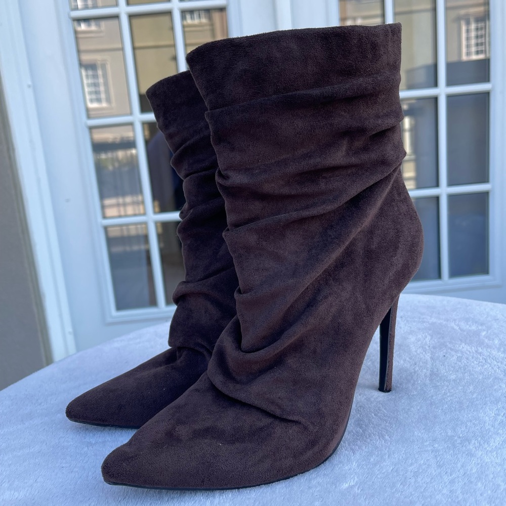 Brown BOOTIES 🤎👏🏼